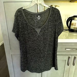 Old Navy Active tee